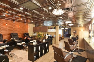 Hair salon