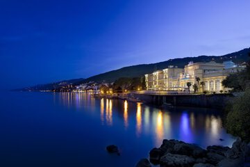 Front of property - evening/night