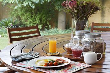 Breakfast meal