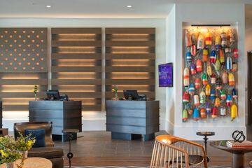 Check-in/check-out kiosk