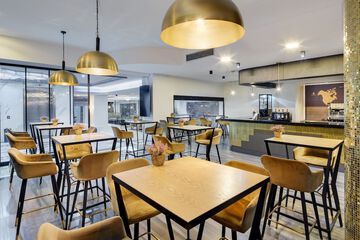 Coffee shop