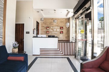 Check-in/check-out kiosk