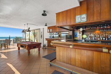 Poolside bar