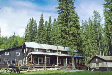Beaverfoot Lodge