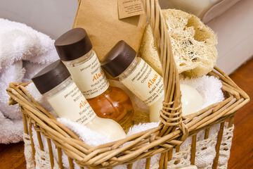 Bathroom amenities