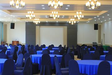 Banquet hall