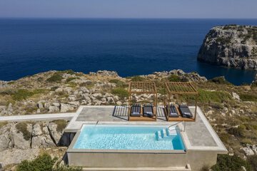 Private pool