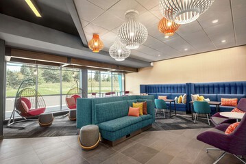 Hotel Interior 10 of 34