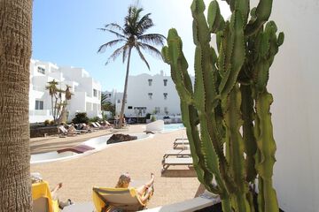 Sundeck