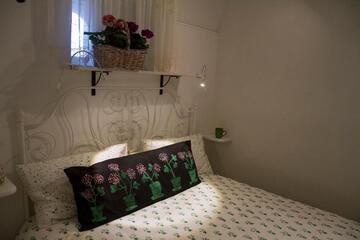 Photo 51