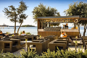 Beach bar