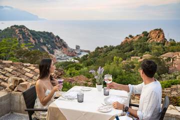 Couples dining