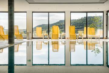 Exercise/lap pool