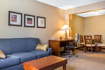 Room 30 of 51