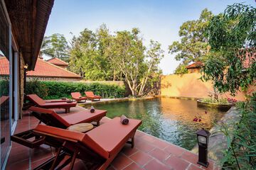 Private pool