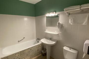 Photo 12