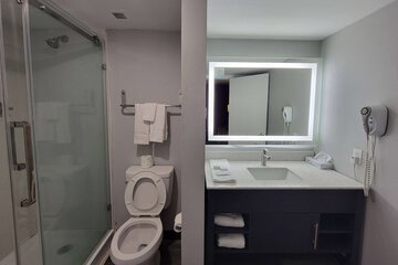 Room 29 of 49