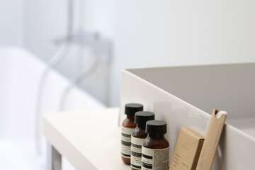 Bathroom amenities