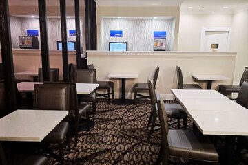 Breakfast/Coffee Service 60 of 74