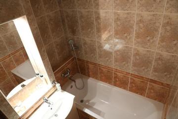 Photo 51