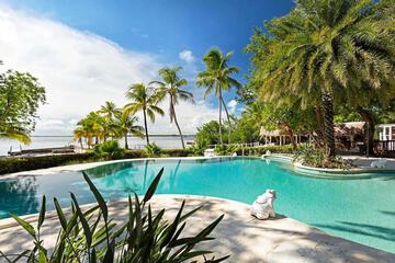 Infinity pool