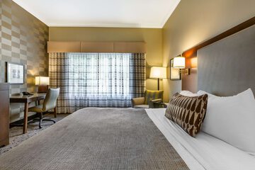 Room 40 of 69