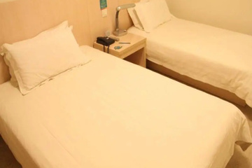 guest_rooms