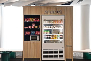 Snack bar