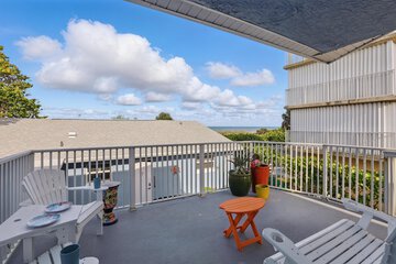 Beach/ocean view