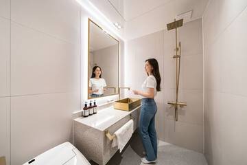 Bathroom shower