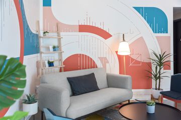 Lobby lounge