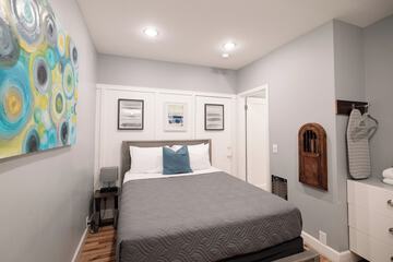Room 48 of 151