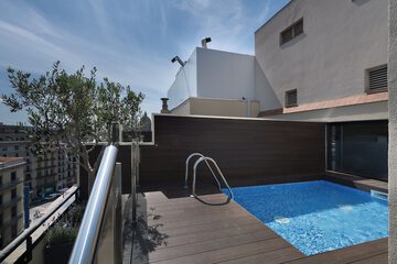Private pool