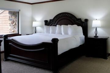 Room 5 of 23