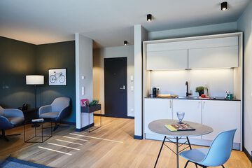 Private kitchenette