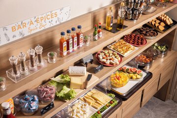 Breakfast buffet