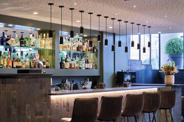 Snack bar