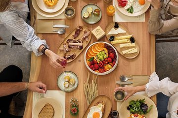 Breakfast meal