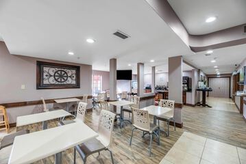Breakfast area
