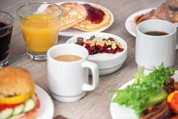 Breakfast buffet