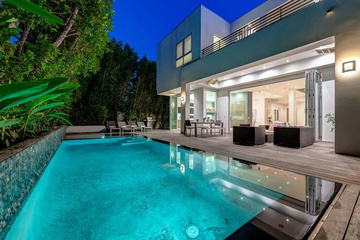pool