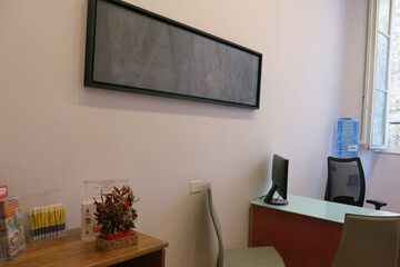 Check-in/check-out kiosk
