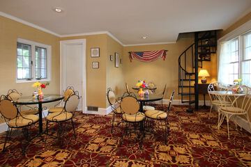 Hotel Interior 7 of 27