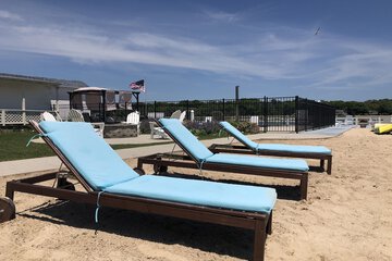 Beach/ocean view