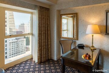 Room 82 of 155