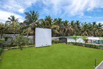 Outdoor banquet area
