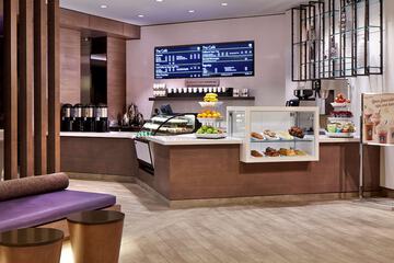 Snack bar