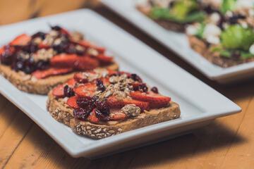 Breakfast/Coffee Service 116 of 215