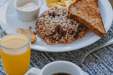Breakfast meal