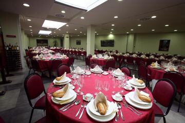 Banquet hall